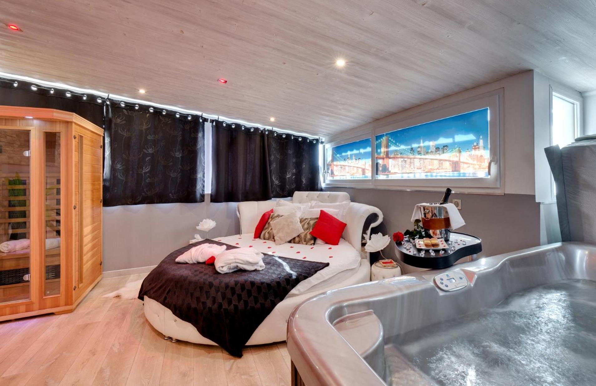 Brooklyn Jacuzzi Apartment