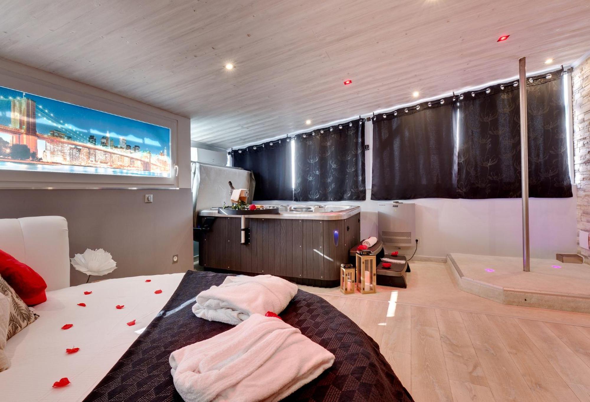 Apartment Brooklyn Jacuzzi *